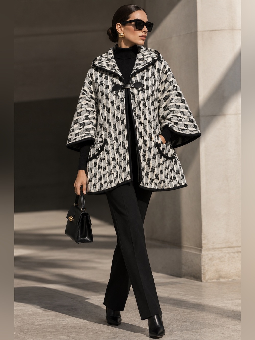 Zoe Vintage-Inspired Black & Cream Geometric Cape XS High Fashion